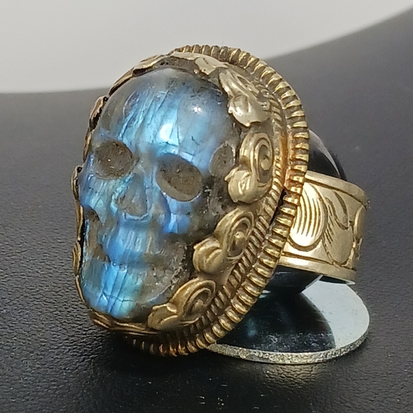 Large Tibetan Silver Labradorite Blue Skull Ring Size 11 " Adjustable - Picture 13 of 14